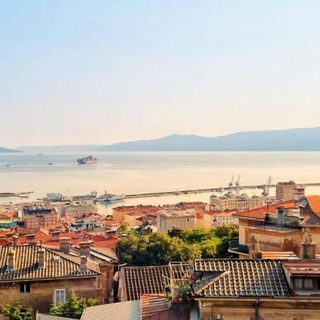 Apartment Lori - Beautiful View Rijeka Zewnętrze zdjęcie