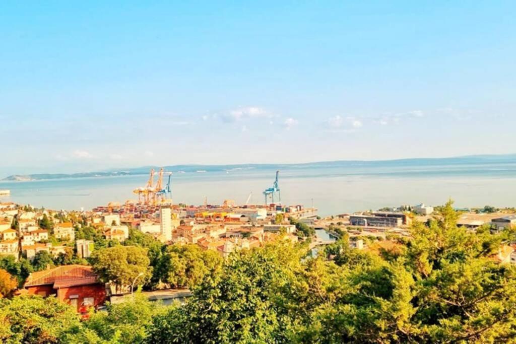 Apartment Lori - Beautiful View Rijeka Zewnętrze zdjęcie
