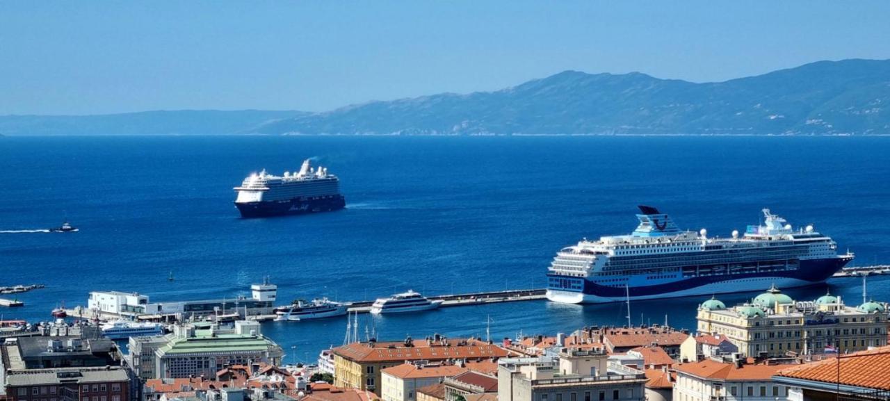 Apartment Lori - Beautiful View Rijeka Zewnętrze zdjęcie